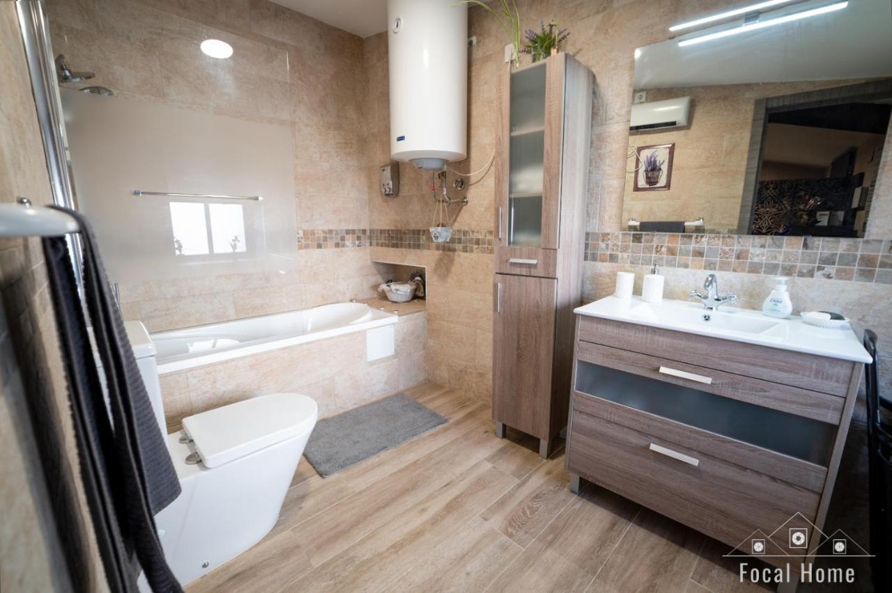 Casa Rural La Zzinetina Con Jacuzzi كونستانتينا المظهر الخارجي الصورة