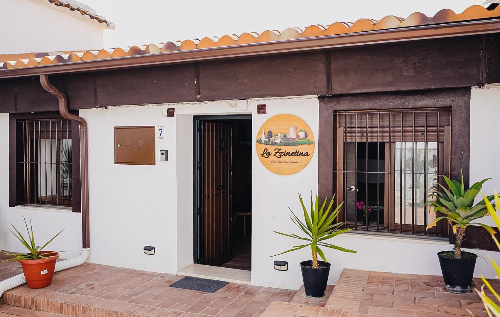 Casa Rural La Zzinetina Con Jacuzzi كونستانتينا المظهر الخارجي الصورة